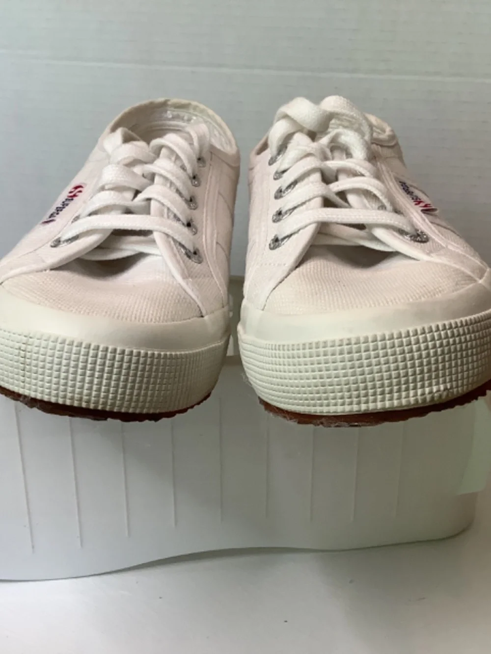 EUC SuperGA white‎ sneakers size 6/36